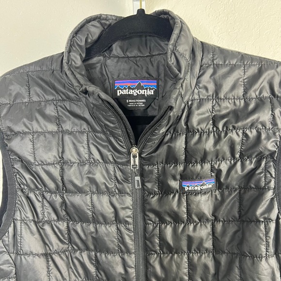Patagonia M's Nanopuff Vest S Black Primaloft Outdoor Warm Versatile Athletic - Picture 8 of 9